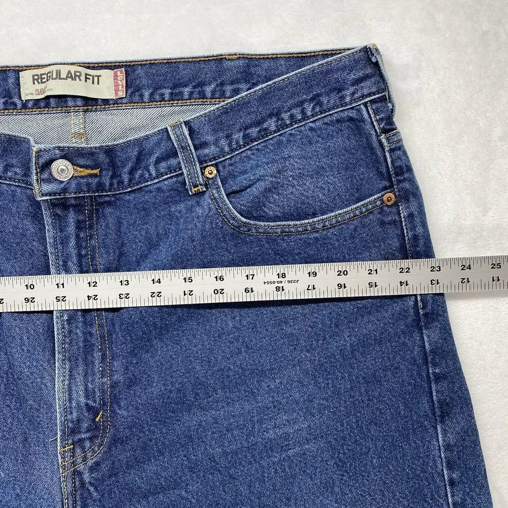 Levi's 505 Jeans Mens 42x32 Regular Straight Blue Denim Medium Wash‎